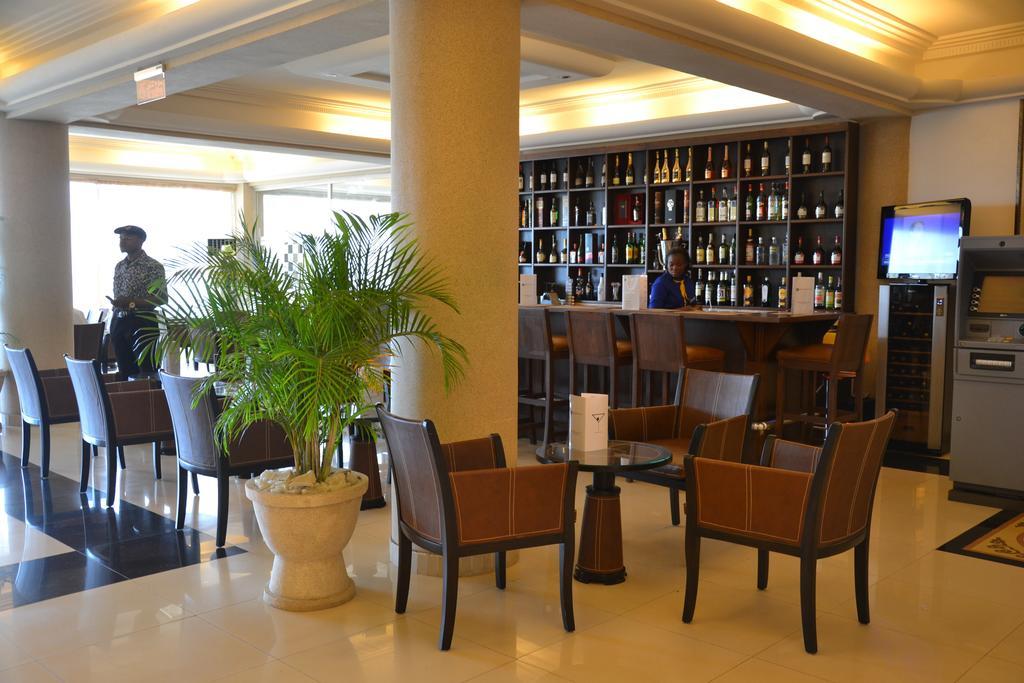 Nobila Airport Hotel Cotonou Extérieur photo