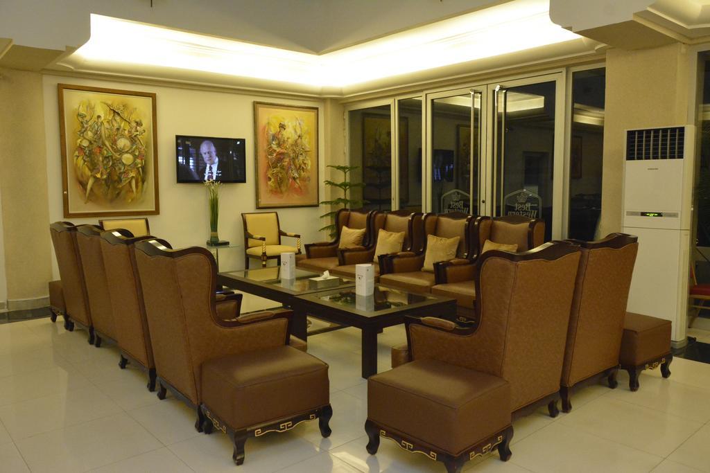 Nobila Airport Hotel Cotonou Extérieur photo